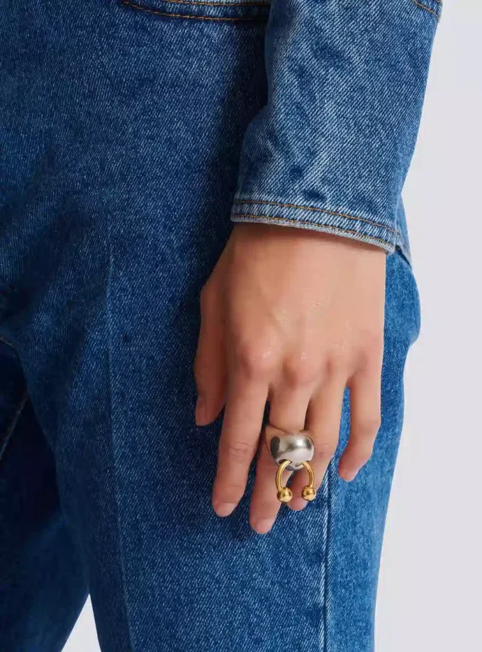 Bague sphérique avec piercing