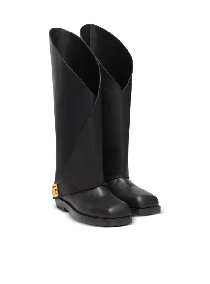 Bottes plates en cuir torsadé Bottes plates en cuir torsadé