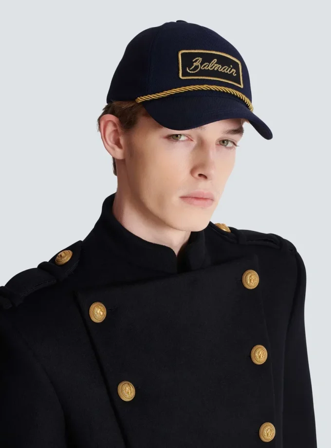 Casquette en coton avec cordon Casquette en coton avec cordon