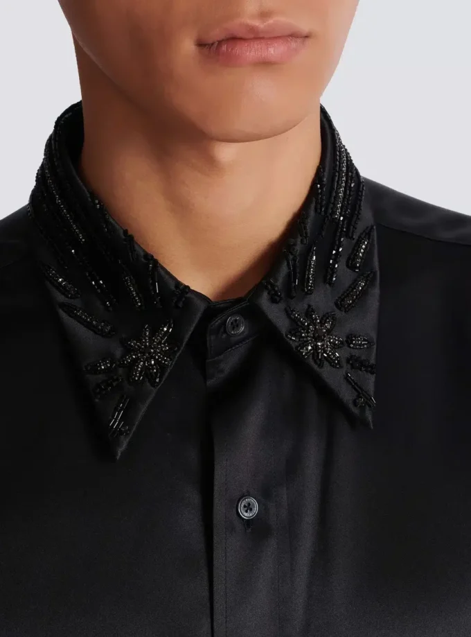Chemise en soie avec cristaux Chemise en soie avec cristaux