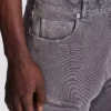 Jean cargo ample en denim Jean cargo ample en denim