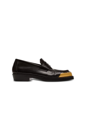 Mocassins en cuir verni à bout carré Mocassins en cuir verni à bout carré