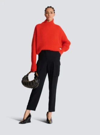 Pull en mohair avec col détaillé Pull en mohair avec col détaillé