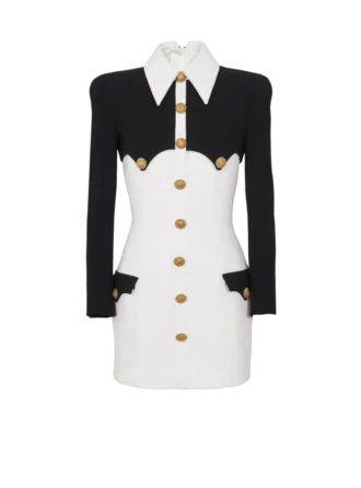 Robe courte boutonnée en crêpe