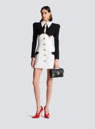 Robe courte boutonnée en crêpe