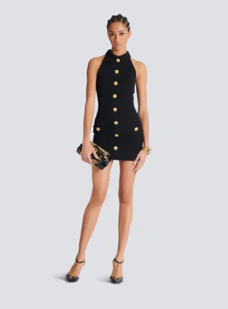 Robe courte en grain de poudre avec boutons Robe courte en grain de poudre avec boutons