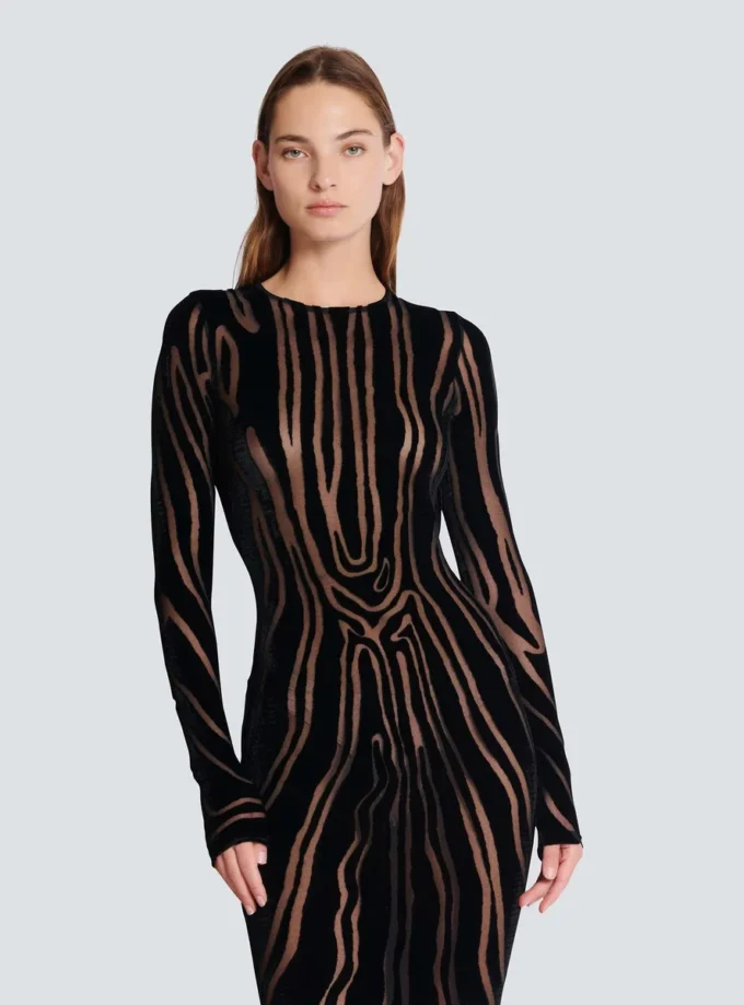 Robe longue en velours imprimé zèbre Robe longue en velours imprimé zèbre