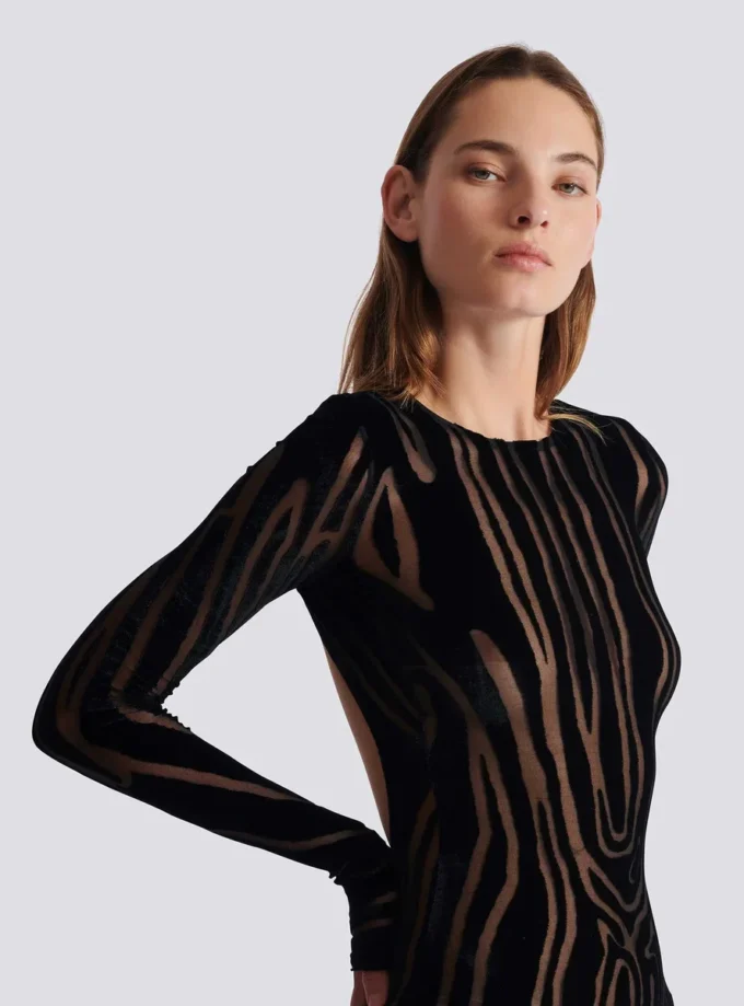 Robe longue en velours imprimé zèbre Robe longue en velours imprimé zèbre