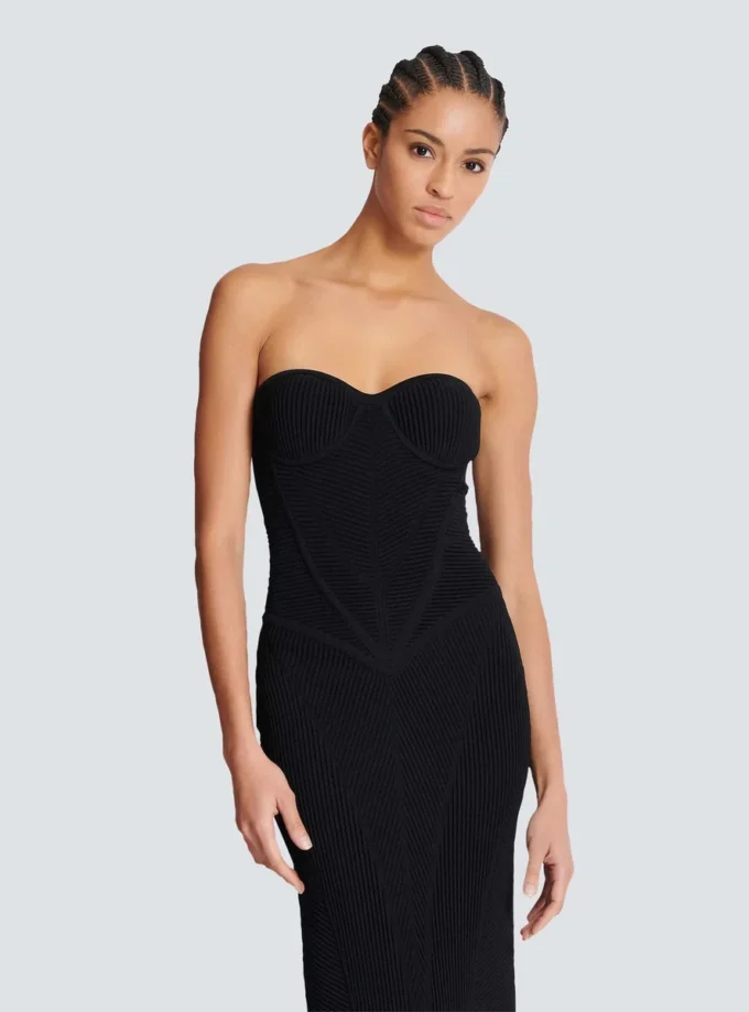 Robe longue sans bretelles en maille Robe longue sans bretelles en maille