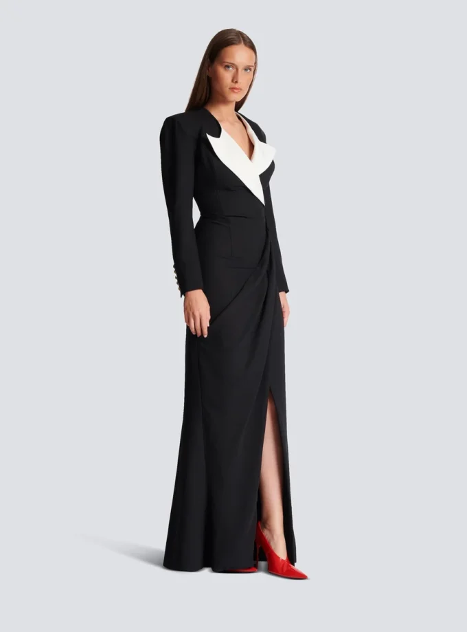 Robe longue structurée en crêpe