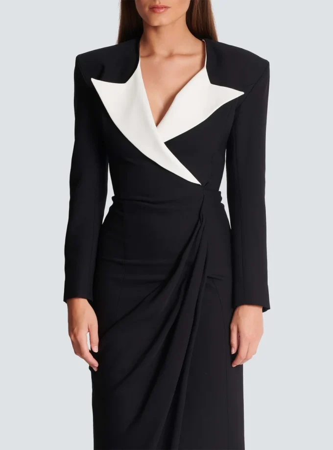 Robe longue structurée en crêpe