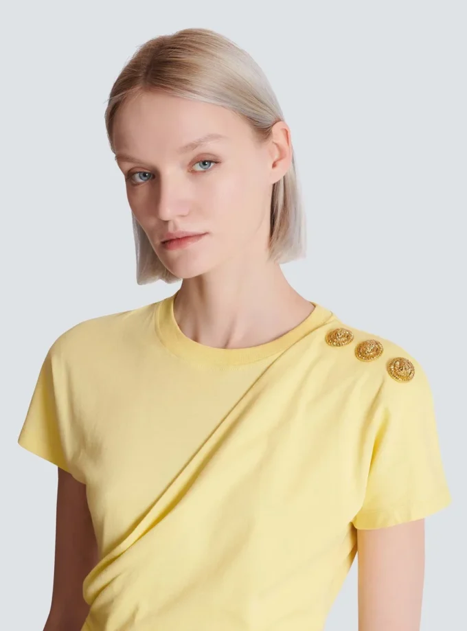 T-shirt drapé avec boutons T-shirt drapé avec boutons