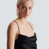 Top drapé en satin