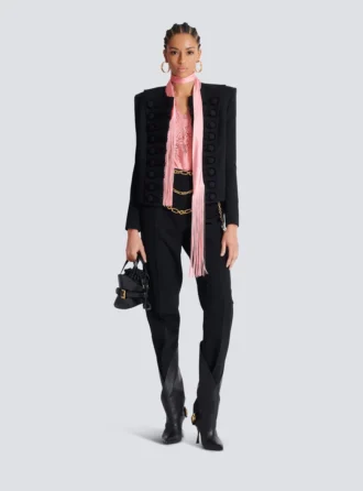 Top en satin à franges et dos nu Top en satin à franges et dos nu