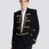 Veste en crêpe brodée