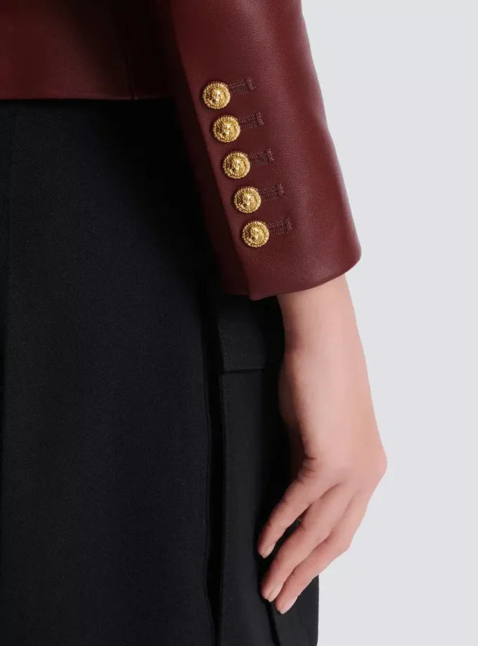 Veste en cuir d’agneau à 6 boutons Veste en cuir d’agneau à 6 boutons
