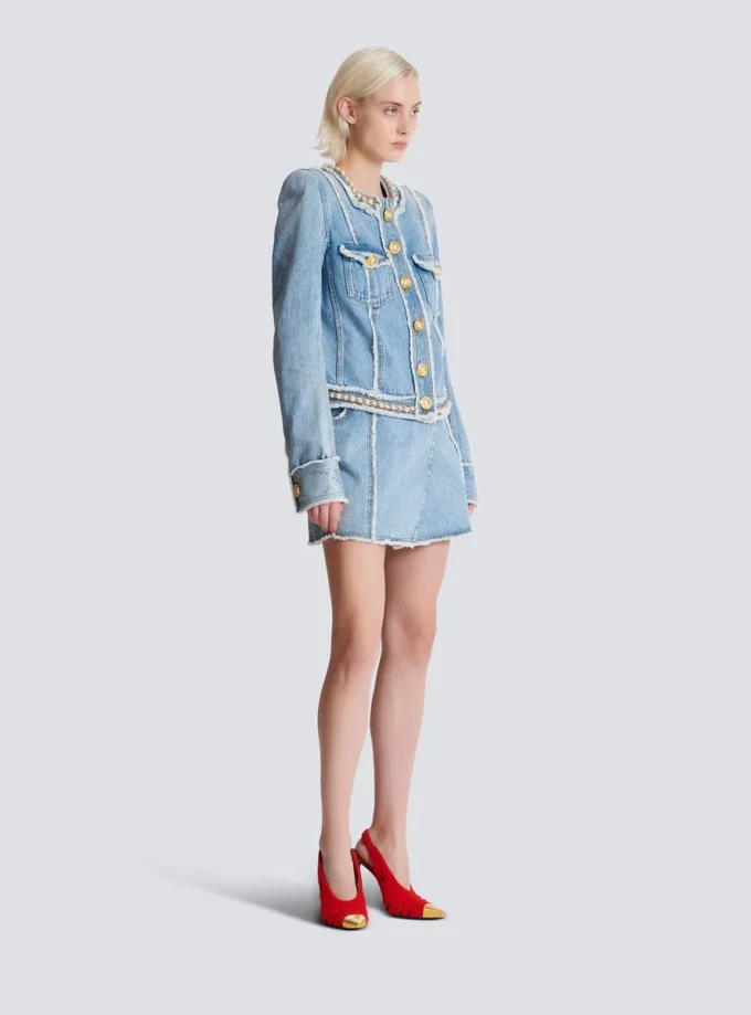 Veste en denim avec bordure en perles
