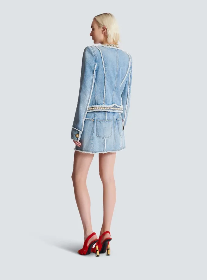 Veste en denim avec bordure en perles
