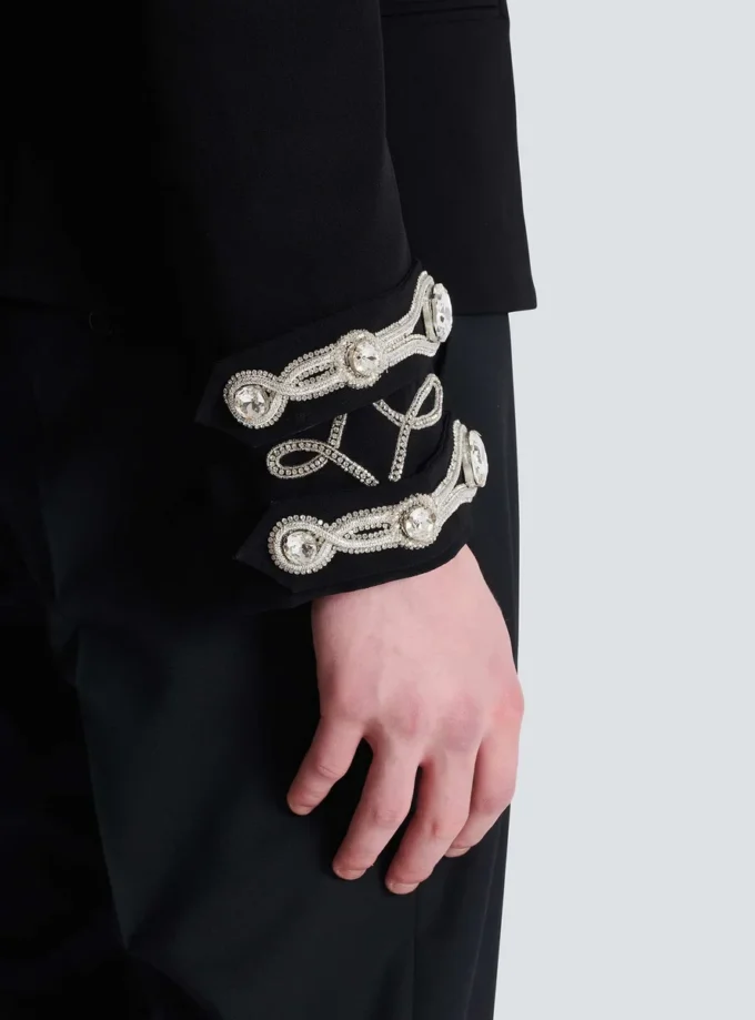 Veste spencer en crêpe avec boutons brodés Veste spencer en crêpe avec boutons brodés